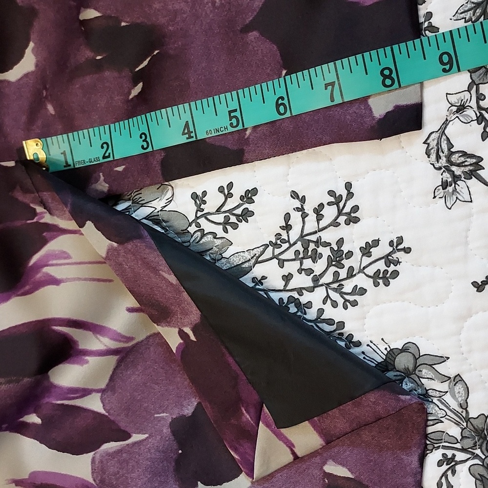 Simply Vera by Vera Wang EUC - Picture 12 of 13